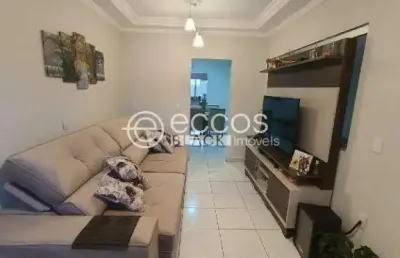 Casa à venda, 3 quartos, 1 suíte, 5 vagas, osvaldo rezende - uberlândia/mg