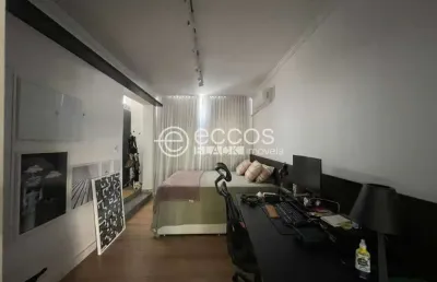 Casa à venda, 2 quartos, 2 vagas, tubalina - uberlândia/mg