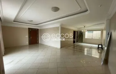 Casa à venda, 4 quartos, 2 suítes, 4 vagas, lídice - uberlândia/mg