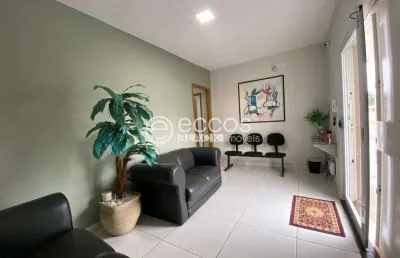 Casa com 6 quartos à venda na Rua Feliciano de Morais, --, Brasil, Uberlândia