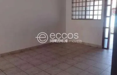 Casa à venda, 3 quartos, 2 vagas, taiaman - uberlândia/mg