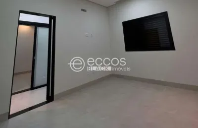 Casa à venda, 3 quartos, 3 suítes, 3 vagas, laranjeiras - uberlândia/mg