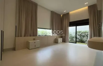 Casa em condomínio à venda, 3 quartos, 3 suítes, 2 vagas, nova uberlândia - uberlândia/mg