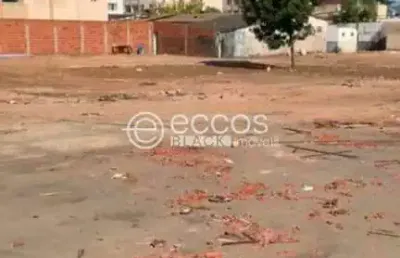 Terreno à venda na Avenida João Pessoa, --, Martins, Uberlândia