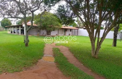 Chácara à venda, 3 quartos, 1 suíte, panorama - uberlândia/mg