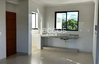 Apartamento à venda, 3 quartos, 1 suíte, 2 vagas, santa mônica - uberlândia/mg