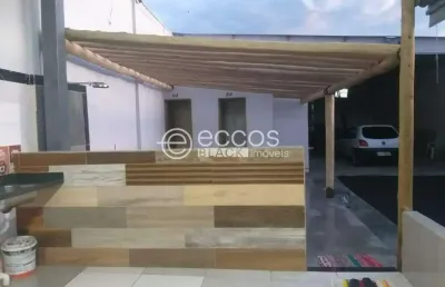 Casa com 1 quarto à venda na Rua Ana Batista, --, Vieno, Araguari