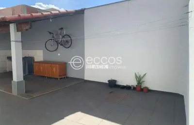 Casa à venda, 3 quartos, 1 suíte, 2 vagas, jardim patrícia - uberlândia/mg