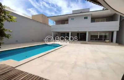 Casa para aluguel, 3 quartos, 3 suítes, 6 vagas, patrimônio - uberlândia/mg