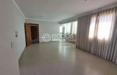 Cobertura à venda, 4 quartos, 1 suíte, 3 vagas, santa mônica - uberlândia/mg