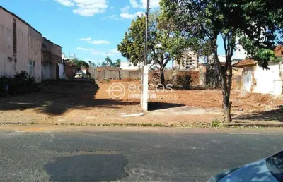 Terreno à venda na Rua Padre Pio, --, Martins, Uberlândia