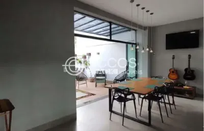 Casa à venda, 3 quartos, 1 suíte, 4 vagas, cidade jardim - uberlândia/mg