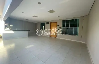 Casa à venda, 3 quartos, 1 suíte, 2 vagas, alto umuarama - uberlândia/mg