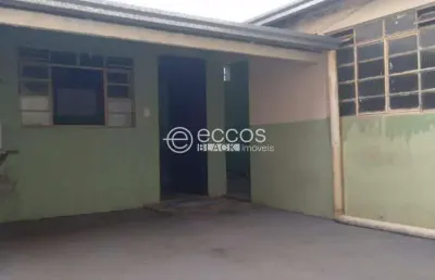 Casa à venda, 3 quartos, 1 suíte, 2 vagas, brasil - uberlândia/mg