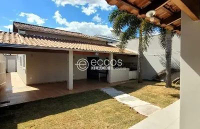 Casa à venda, 3 quartos, 1 suíte, 2 vagas, maravilha - uberlândia/mg