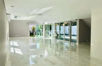 Casa à venda, 3 quartos, 3 suítes, 6 vagas, belvedere - belo horizonte/mg