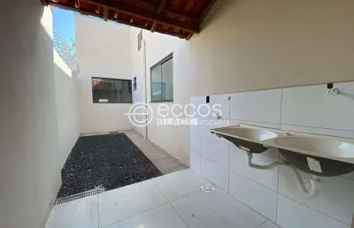 Casa à venda, 3 quartos, 1 suíte, 2 vagas, presidente roosevelt - uberlândia/mg