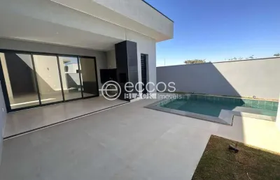 Casa em condomínio à venda, 3 quartos, 3 suítes, 2 vagas, laranjeiras - uberlândia/mg