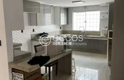 Casa à venda, 3 quartos, 1 suíte, 2 vagas, vigilato pereira - uberlândia/mg