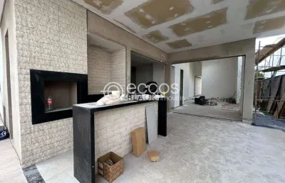 Casa em condomínio à venda, 3 quartos, 3 suítes, 2 vagas, laranjeiras - uberlândia/mg