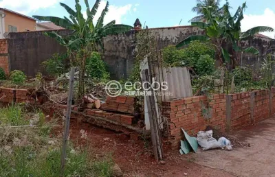 Terreno à venda na Rua Gentil Freitas Macedo, --, Jardim Patrícia, Uberlândia
