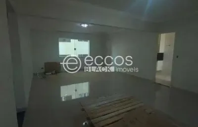 Apartamento à venda, 3 quartos, 1 suíte, 1 vaga, saraiva - uberlândia/mg