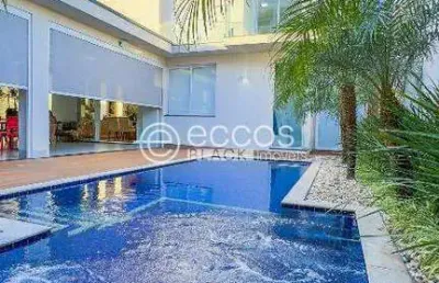 Casa à venda, 4 quartos, 4 suítes, 10 vagas, jardim karaíba - uberlândia/mg