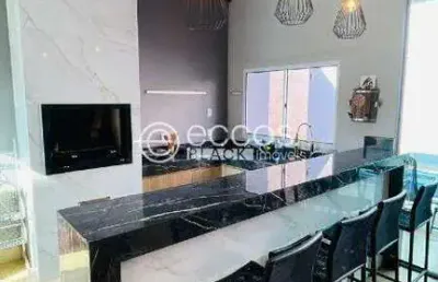 Casa à venda, 3 quartos, 1 suíte, 4 vagas, umuarama - uberlândia/mg