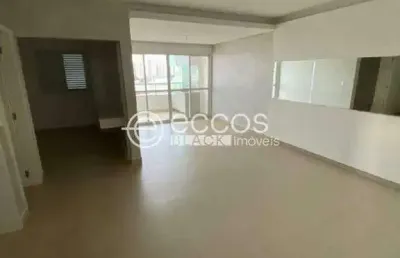 Apartamento à venda, 3 quartos, 1 suíte, 2 vagas, martins - uberlândia/mg