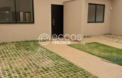 Casa à venda, 2 quartos, 1 suíte, 1 vaga, santa rosa - uberlândia/mg