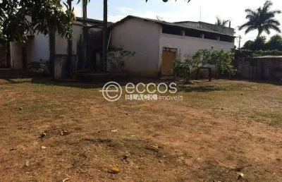 Terreno à venda na Avenida Saudade, --, Miranda, Araguari