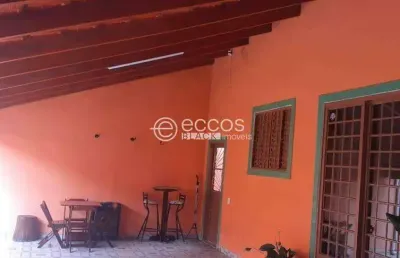Casa à venda, 4 quartos, 1 suíte, 4 vagas, granada - uberlândia/mg