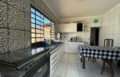 Casa à venda, 3 quartos, 3 vagas, osvaldo rezende - uberlândia/mg