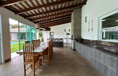Casa em condomínio à venda, 4 quartos, 3 suítes, 8 vagas, morada do sol - uberlândia/mg