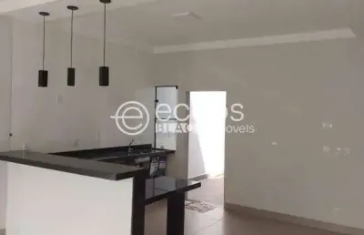 Casa à venda, 2 quartos, 1 suíte, 2 vagas, shopping park - uberlândia/mg