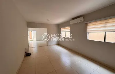 Casa para aluguel, 1 quarto, 1 suíte, 3 vagas, cidade jardim - uberlândia/mg