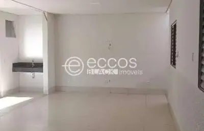 Casa à venda, 3 quartos, 2 vagas, pacaembu - uberlândia/mg