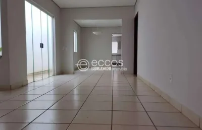 Casa para aluguel, 3 quartos, 3 suítes, 3 vagas, jardim karaíba - uberlândia/mg