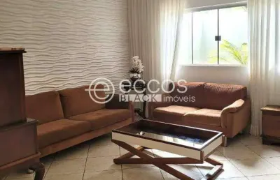Casa à venda, 3 quartos, 2 suítes, 2 vagas, nova uberlândia - uberlândia/mg