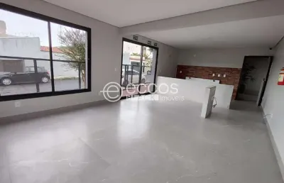 Prédio para alugar na Avenida João Pinheiro, --, Umuarama, Uberlândia