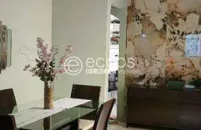 Casa à venda, 2 quartos, 1 suíte, 2 vagas, presidente roosevelt - uberlândia/mg