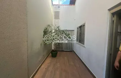 Casa à venda, 3 quartos, 1 suíte, 3 vagas, presidente roosevelt - uberlândia/mg