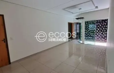 Casa à venda, 3 quartos, 4 vagas, carajás - uberlândia/mg