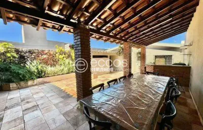 Casa à venda, 3 quartos, 1 suíte, 6 vagas, brasil - uberlândia/mg