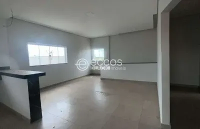 Apartamento à venda, 3 quartos, 1 suíte, 2 vagas, monte moriá - araguari/mg