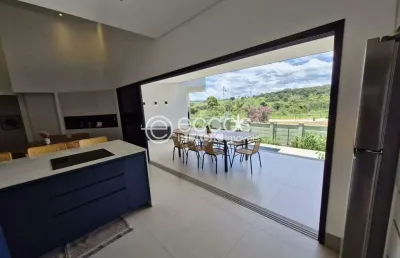 Casa em condomínio à venda, 3 quartos, 1 suíte, 5 vagas, granja marileusa - uberlândia/mg
