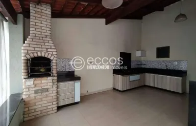 Casa à venda, 2 quartos, 1 suíte, 2 vagas, cidade jardim - uberlândia/mg