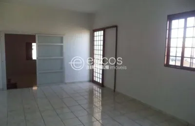 Apartamento para aluguel, 3 quartos, 1 suíte, 2 vagas, santa mônica - uberlândia/mg