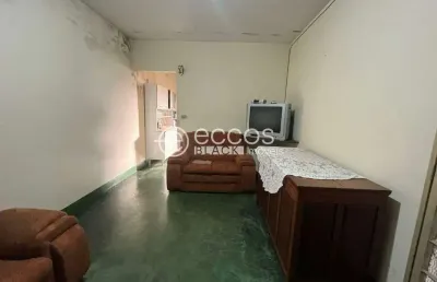 Casa à venda, 4 quartos, 1 suíte, 3 vagas, tibery - uberlândia/mg