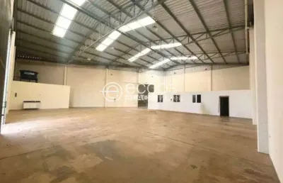 Barracão / Galpão / Depósito para alugar na Avenida Sacadura Cabral, --, Aclimação, Uberlândia